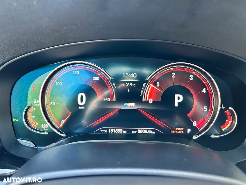 BMW Seria 5 520d xDrive AT - 9