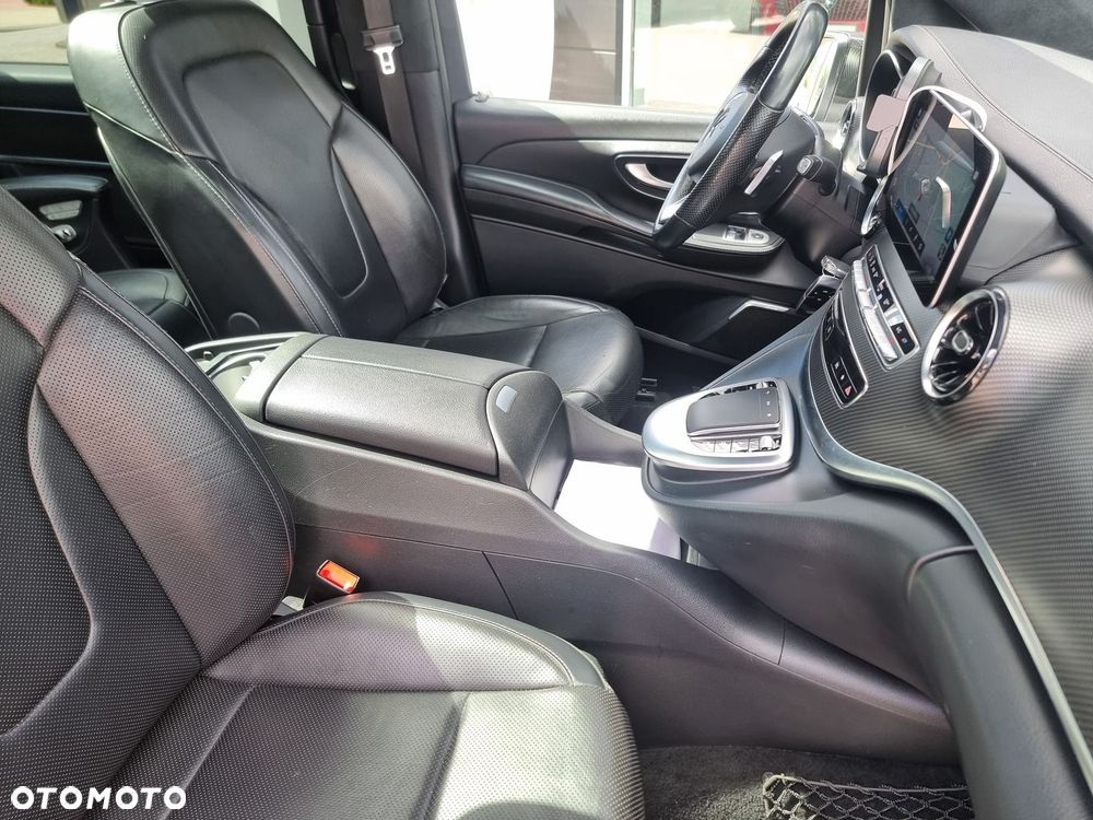 Mercedes-Benz Klasa V 300 d 4-Matic Exclusive 9G-Tronic (d³ugi) - 20