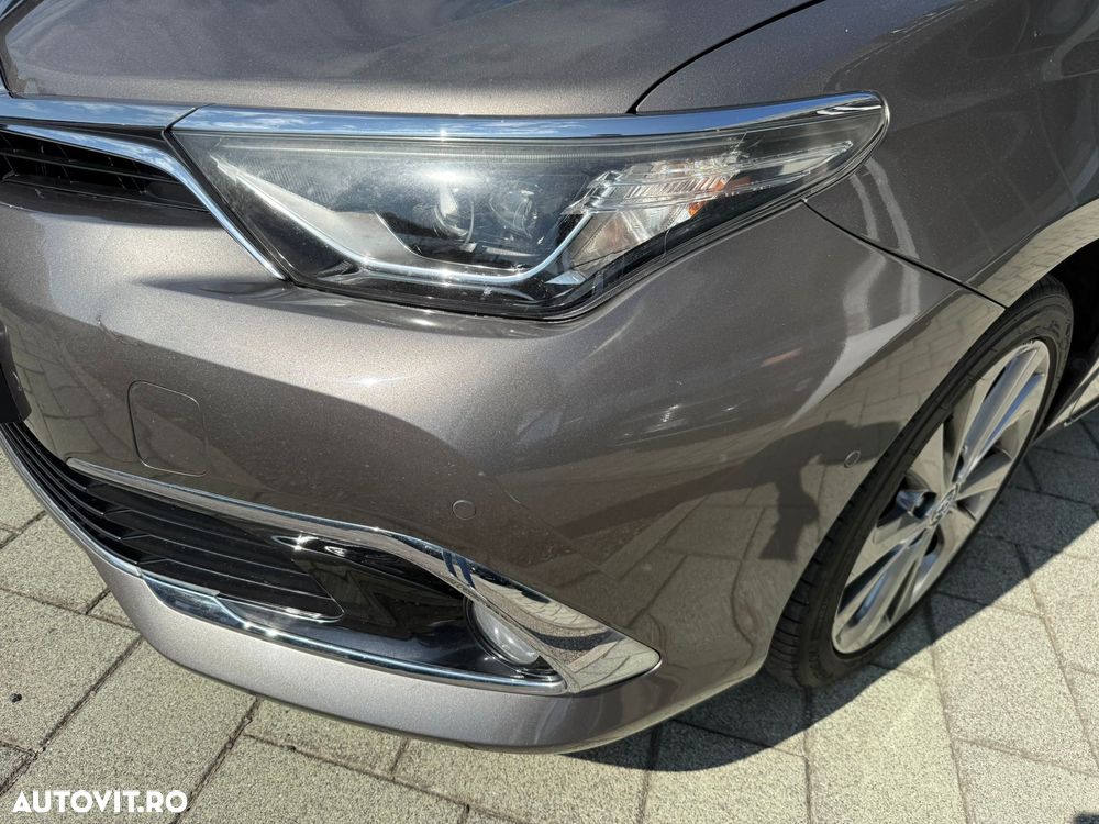 Toyota Auris 1.8 L VVT-i TS Hybrid Sol+ - 19