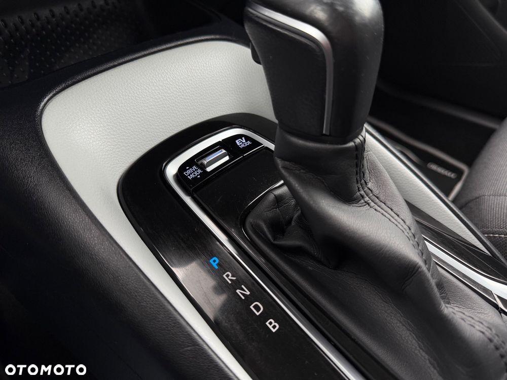 Toyota Corolla 1.8 Hybrid Comfort - 20