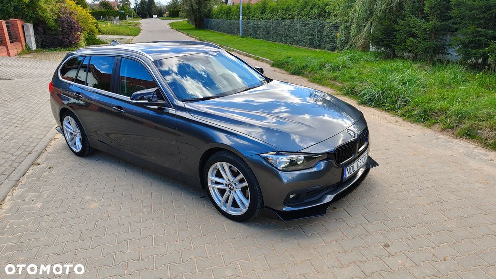 BMW Seria 3 320d - 10