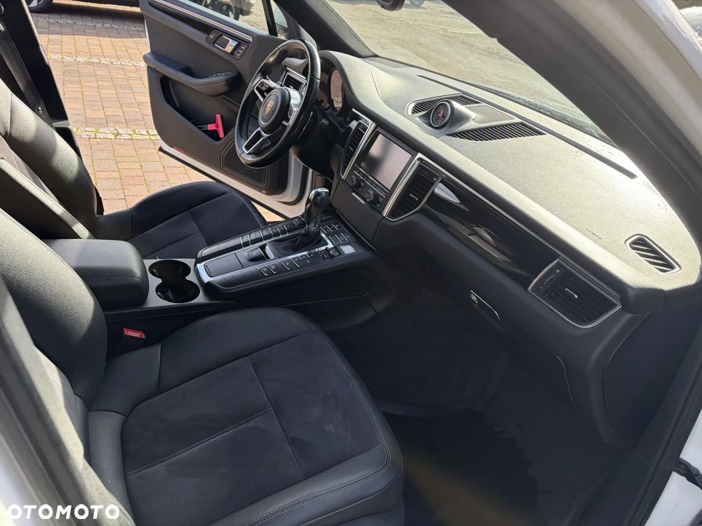 Porsche Macan S - 21