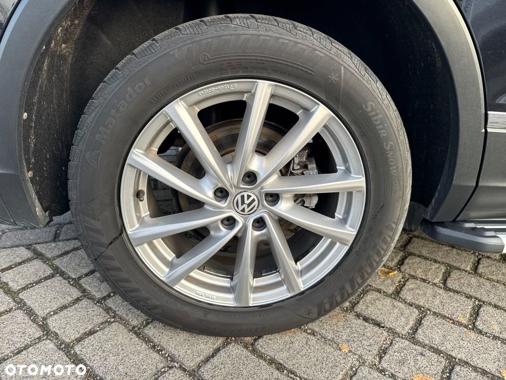 Volkswagen Tiguan Allspace 2.0 TDI 4Mot SCR Highline DSG 7os - 9