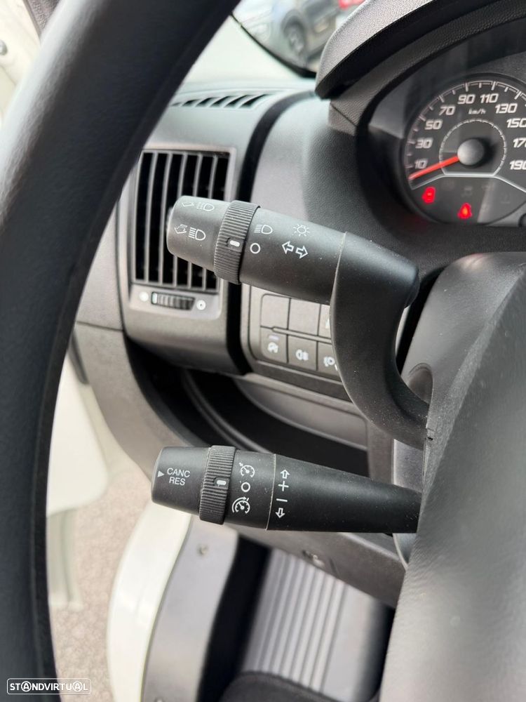 Citroën Jumper 2.2 BlueHDi 30 L1H1 - 15