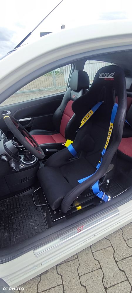 Ford Fiesta - 21
