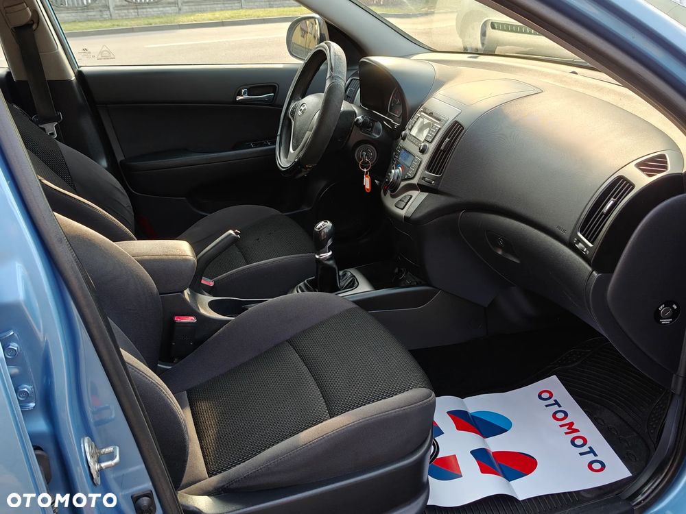 Hyundai i30 1.6 CRDi Comfort - 18