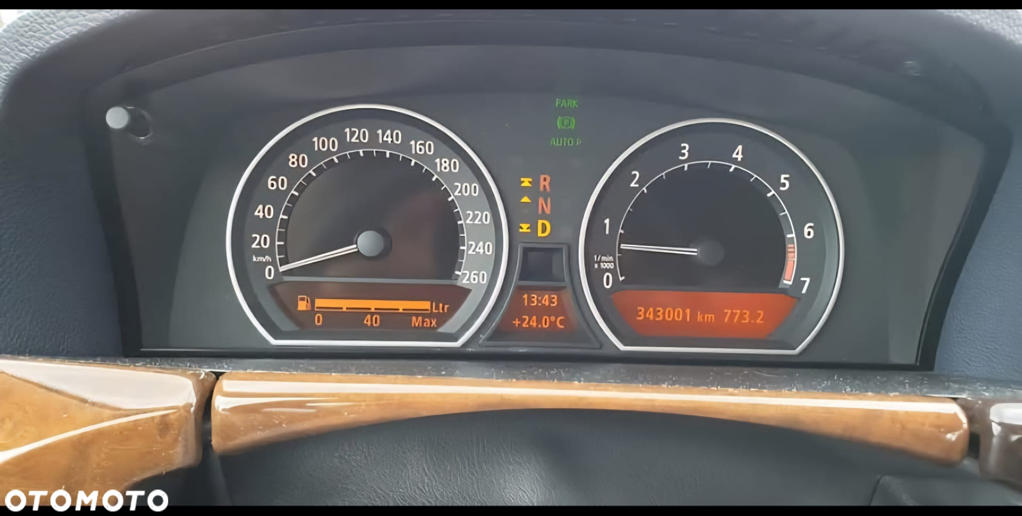 BMW Seria 7 735i - 19