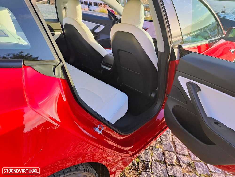 Tesla Model 3 Performance Dual Motor AWD - 11