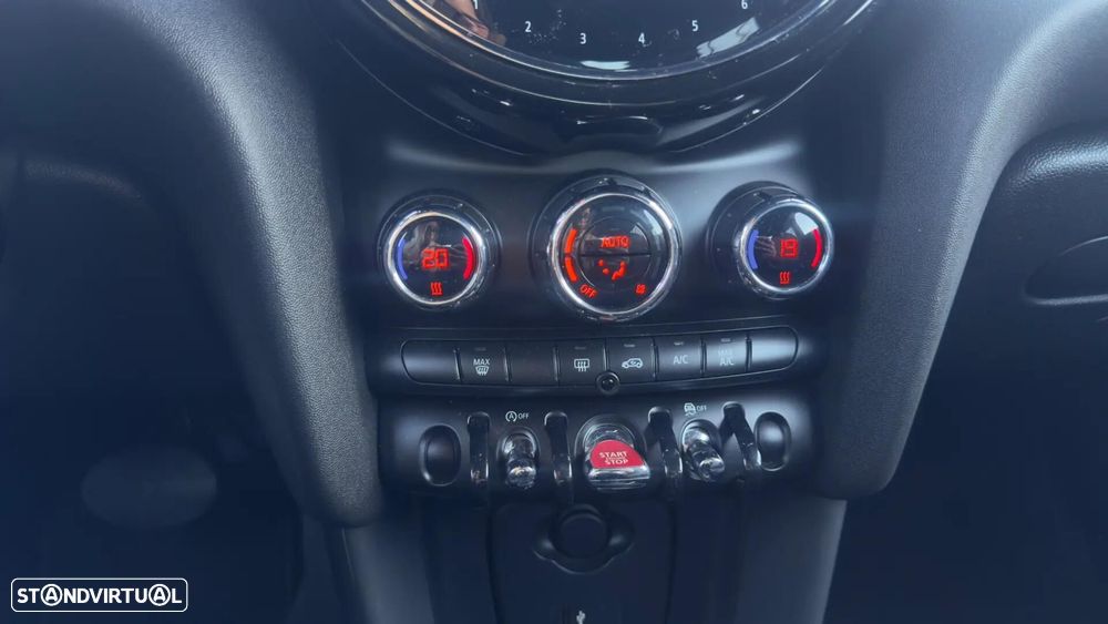 MINI 3 Portas Cooper Auto - 20