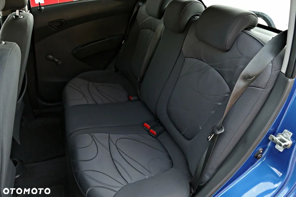 Chevrolet Spark - 35