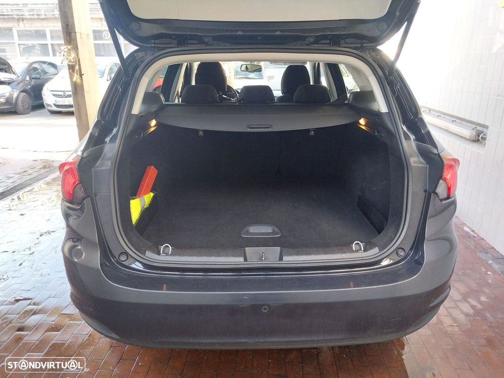 Fiat Tipo Station Wagon 1.3 M-Jet Lounge - 9