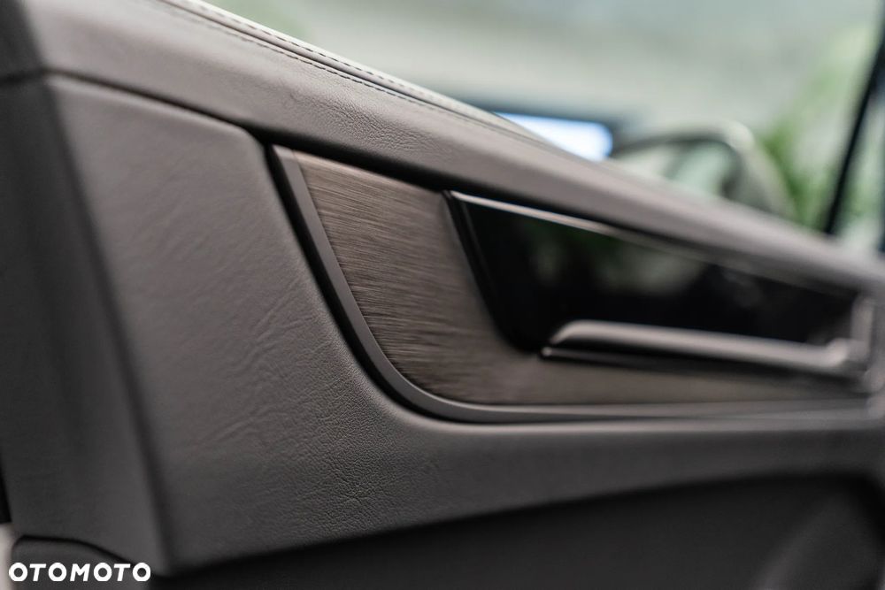 Porsche Cayenne E-Hybrid PHEV Black Edition - 30