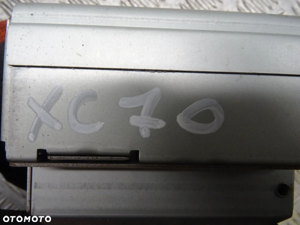 VOLVO XC70 01-07 2.5T 210KM WYŚWIETLACZ NAWIGACJI 30775626-1 - 7