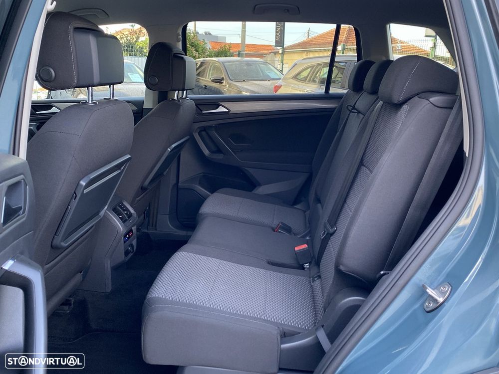 VW Tiguan Allspace 2.0 TDI Confortline DSG - 36