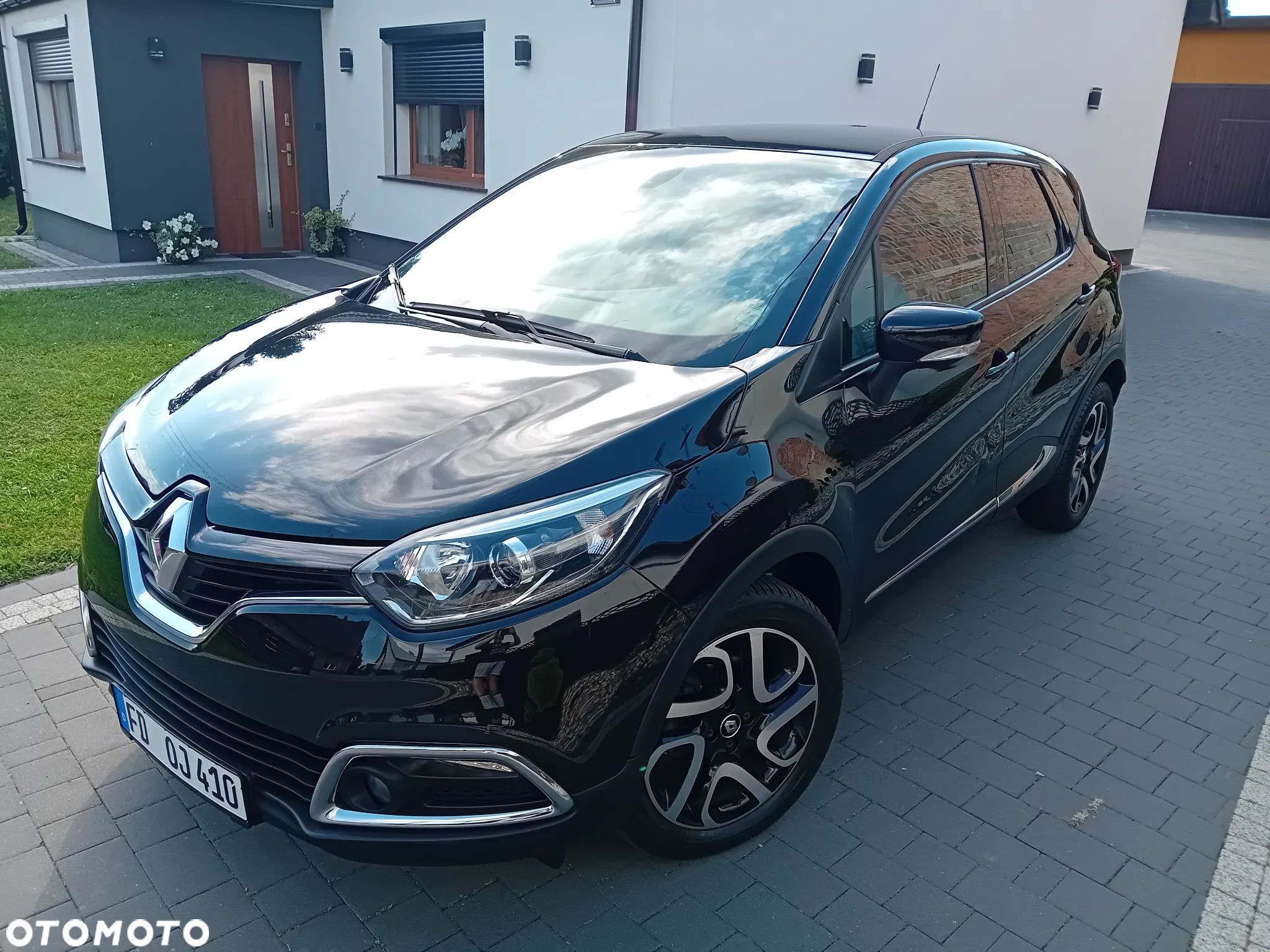 Renault Captur 1.2 Energy TCe Intens EDC - 1