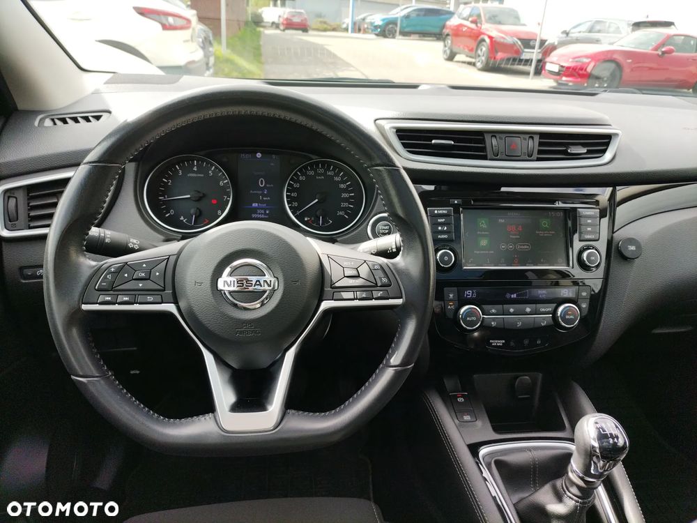 Nissan Qashqai 1.3 DIG-T N-Connecta - 10