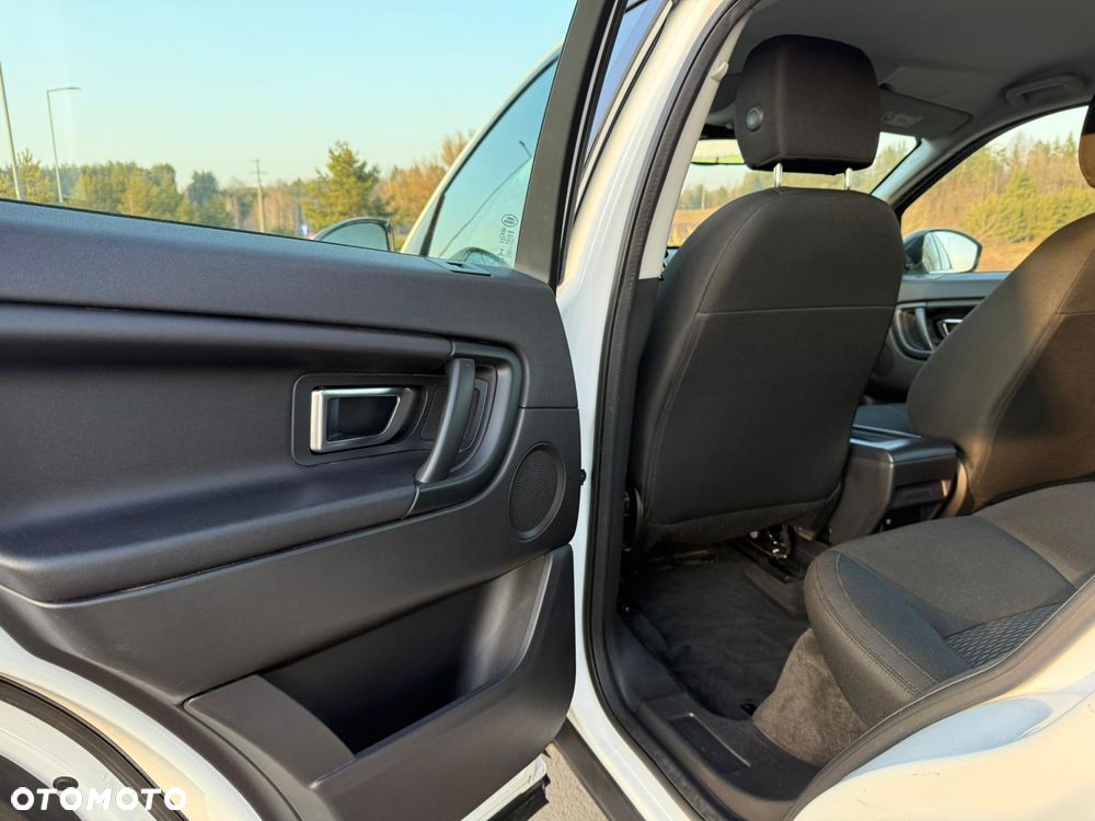 Land Rover Discovery Sport - 18