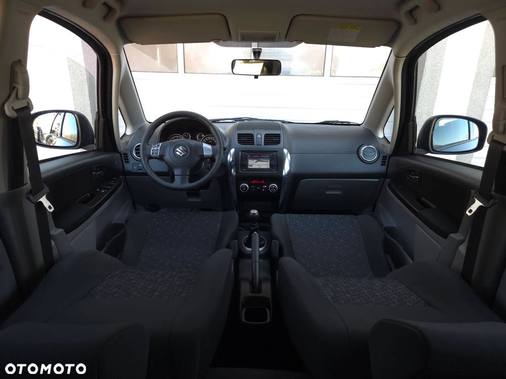 Suzuki SX4 1.6 VVT 4x4 Style - 33