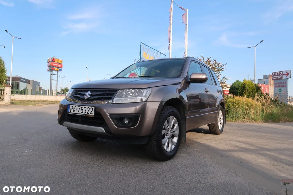 Suzuki Grand Vitara 2.4 Comfort - 14