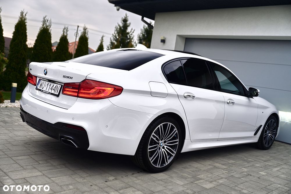 BMW Seria 5 530i xDrive M Sport sport - 17