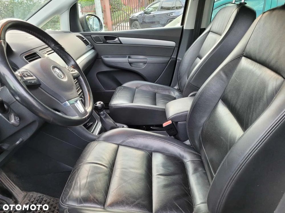 Volkswagen Sharan 2.0 TDI Highline - 16