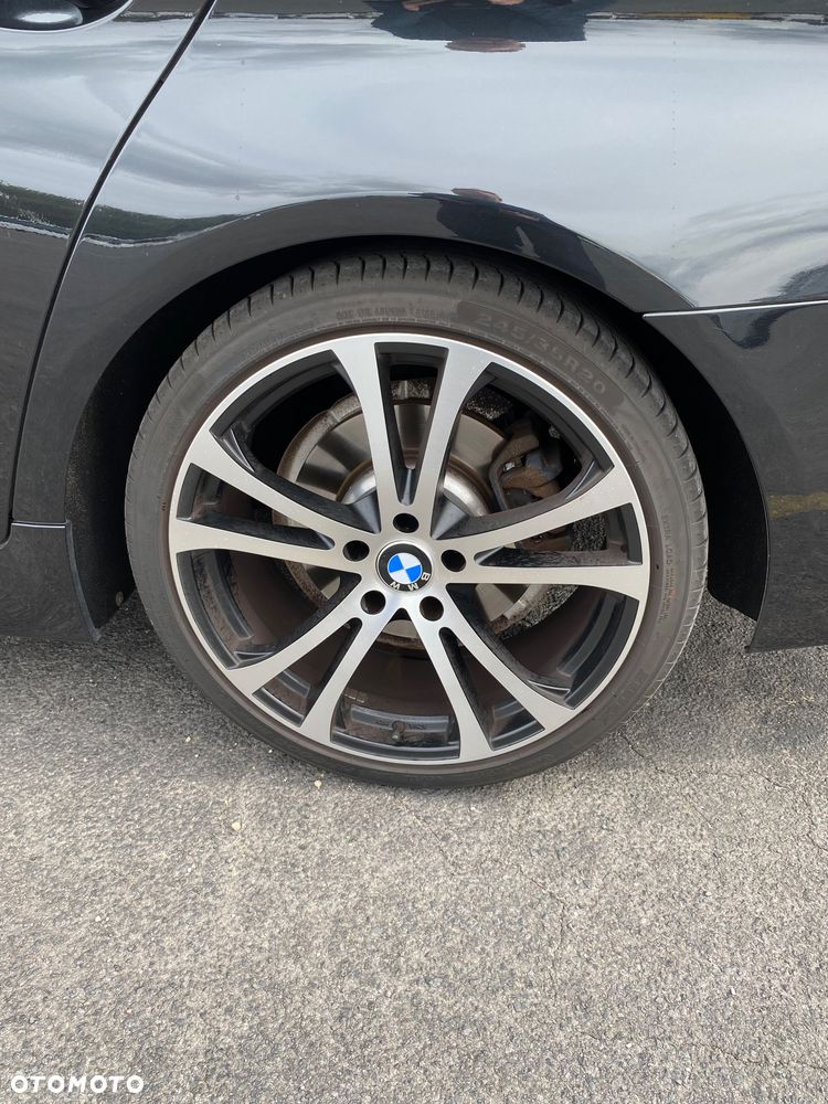 BMW Seria 5 525d - 15