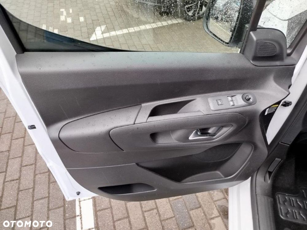 Fiat DOBLO - 12