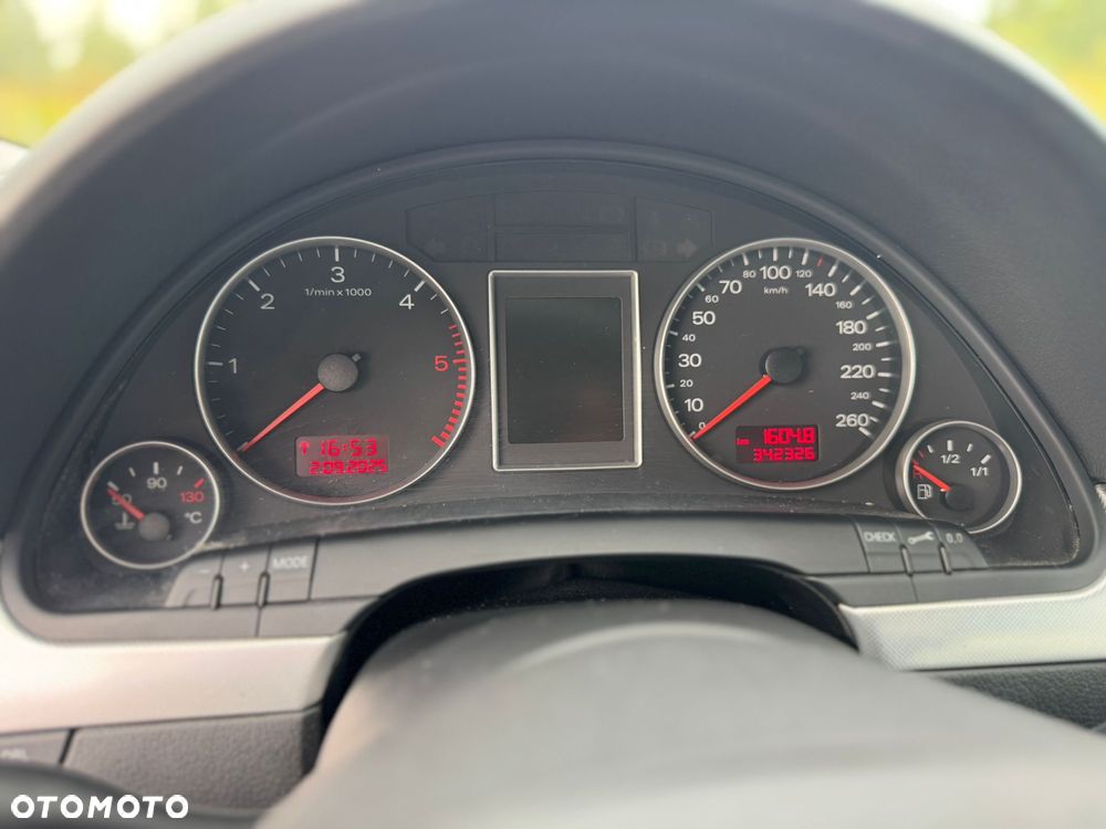 Audi A4 ver-3-0-tdi-quattro-tiptronic - 16