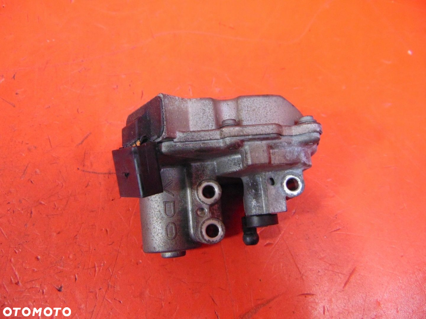 AUDI A4 B7 8E 8E2 04- 3.0 TDI A6 C6 A8 D3 NASTAWNIK KLAP KOLEKTORA SSĄCEGO - 2