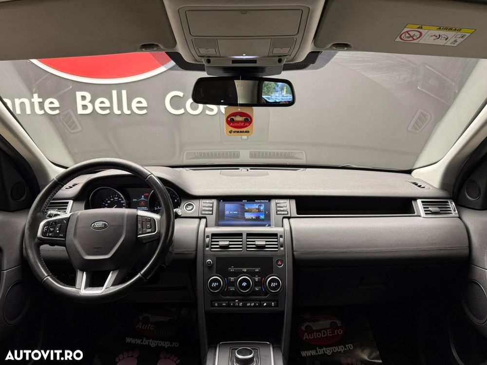 Land Rover Discovery Sport - 8