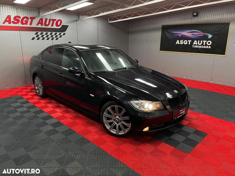 BMW Seria 3 318i Touring Aut. - 3