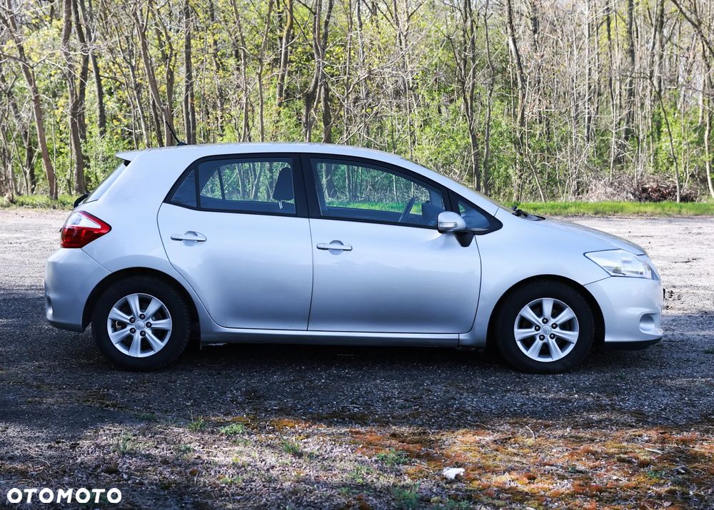 Toyota Auris 1.4 D-4D Edition - 5