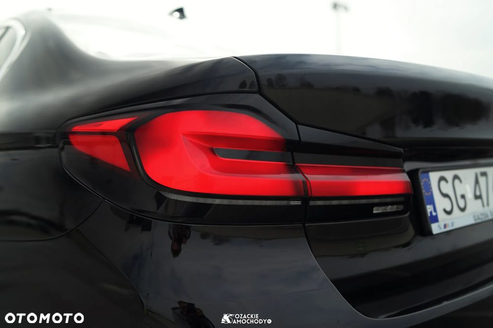 BMW Seria 5 520d - 33