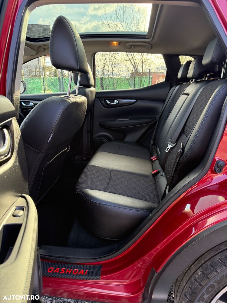 Nissan Qashqai 1.6 DCI Xtronic TEKNA+ - 11