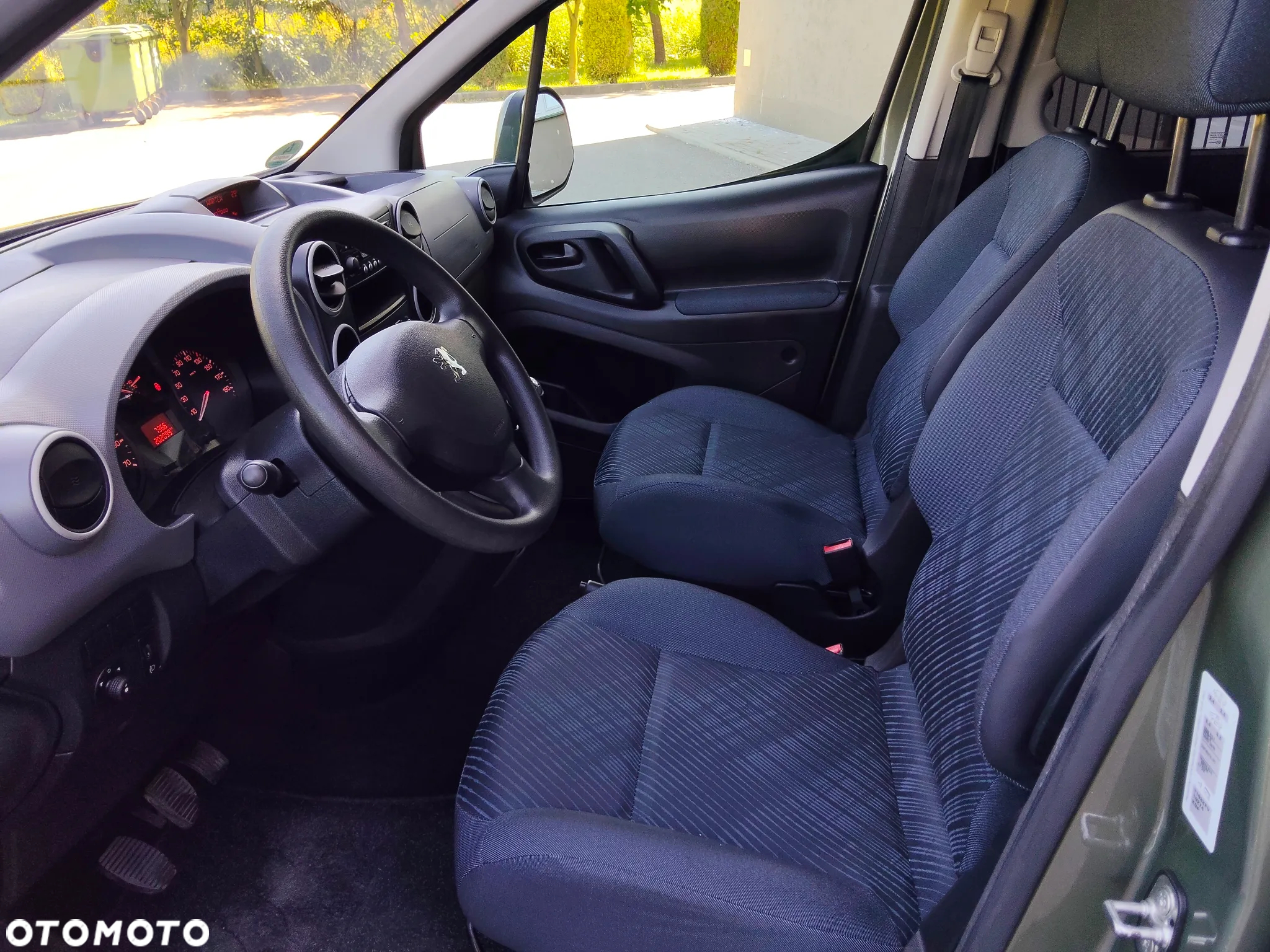 Peugeot Partner Tepee 90 Family - 23
