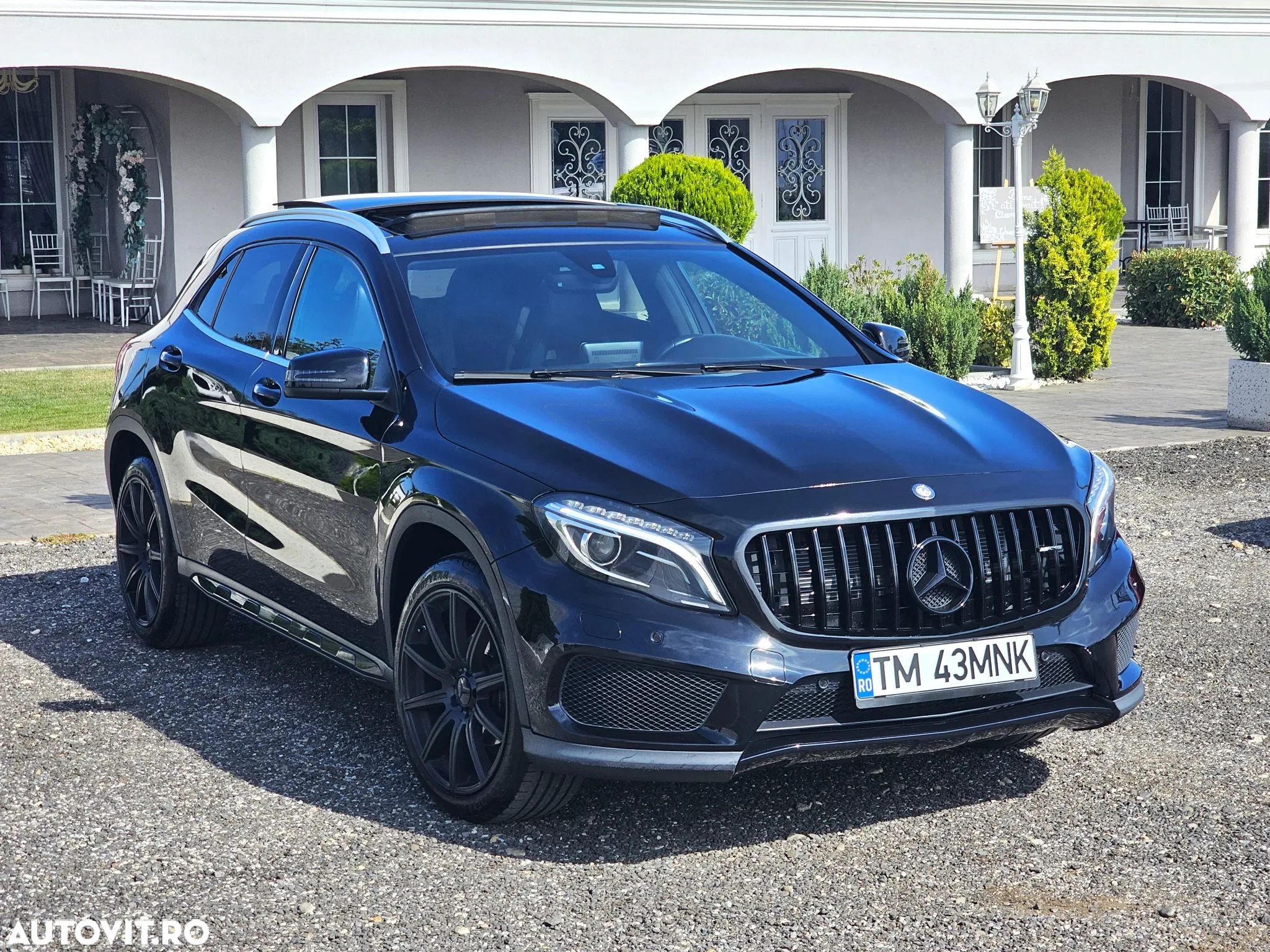 Mercedes-Benz GLA 200 7G-DCT AMG Line - 1