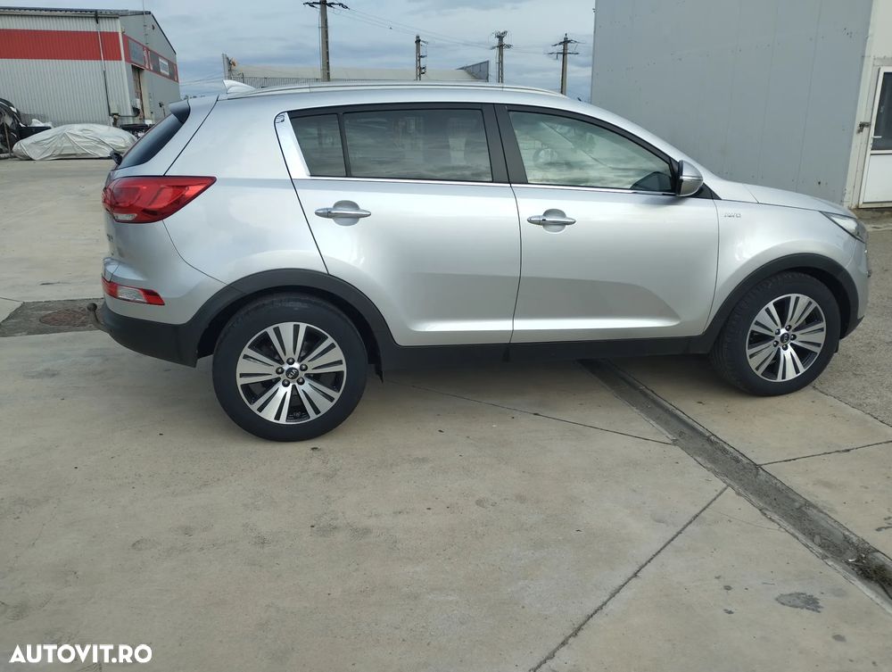 Kia Sportage 2.0 CRDI 184 AWD Aut. Spirit - 3