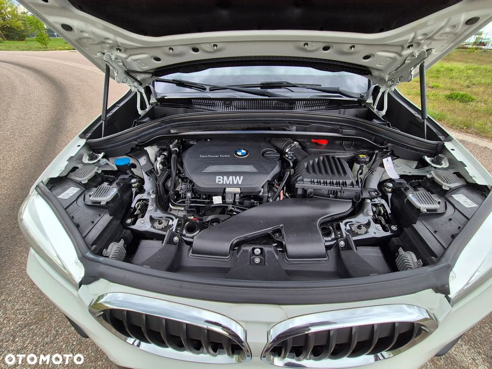BMW X1 xDrive20d xLine - 36