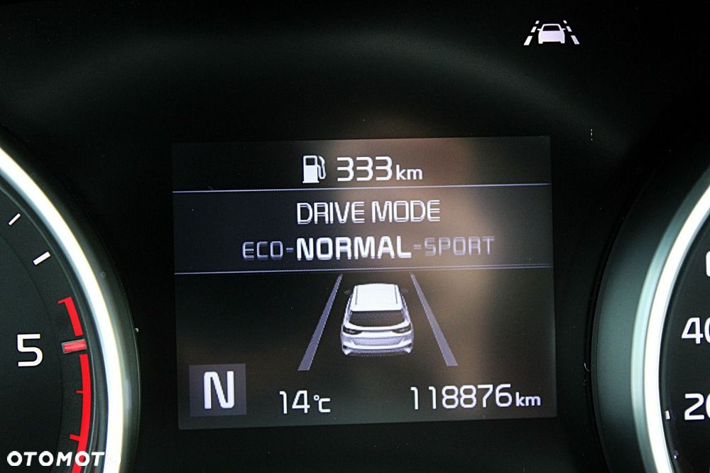 Kia Ceed 1.6 CRDi mHEV M - 23