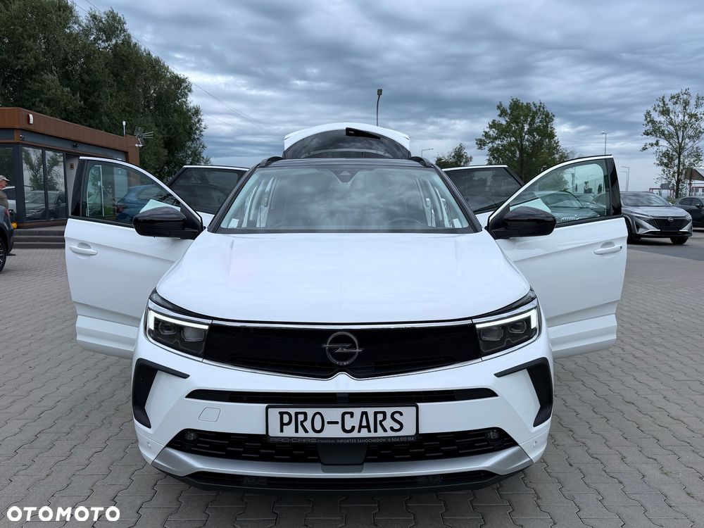 Opel Grandland 1.5 D Automatik Business Elegance - 17