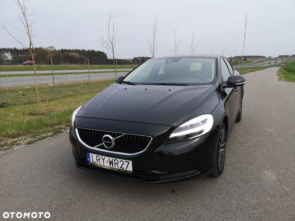 Volvo V40 D2 Momentum - 16