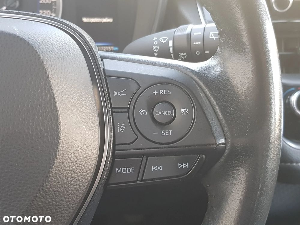 Toyota Corolla 1.8 Hybrid Comfort - 13