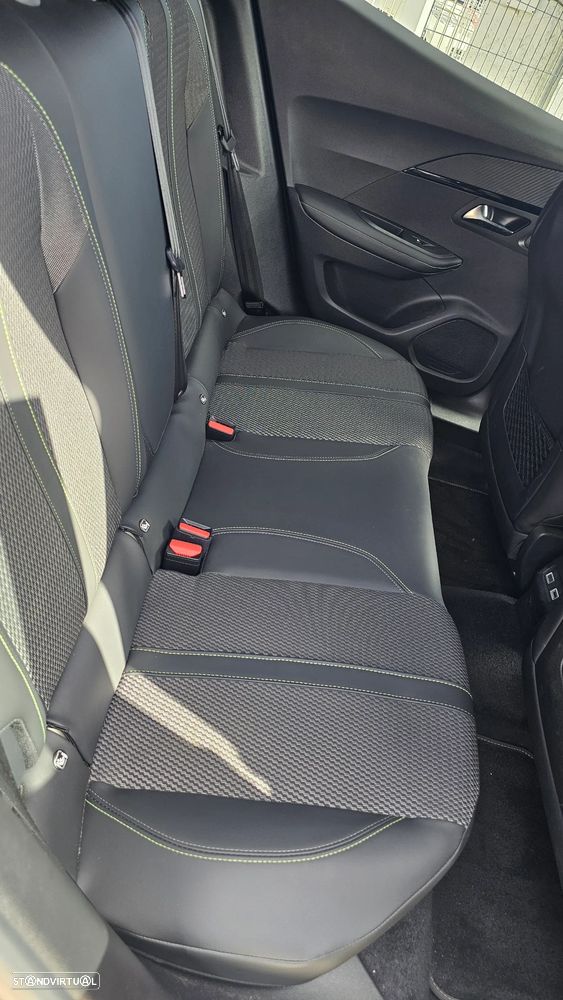 Peugeot 2008 1.2 PureTech GT Line EAT6 - 18