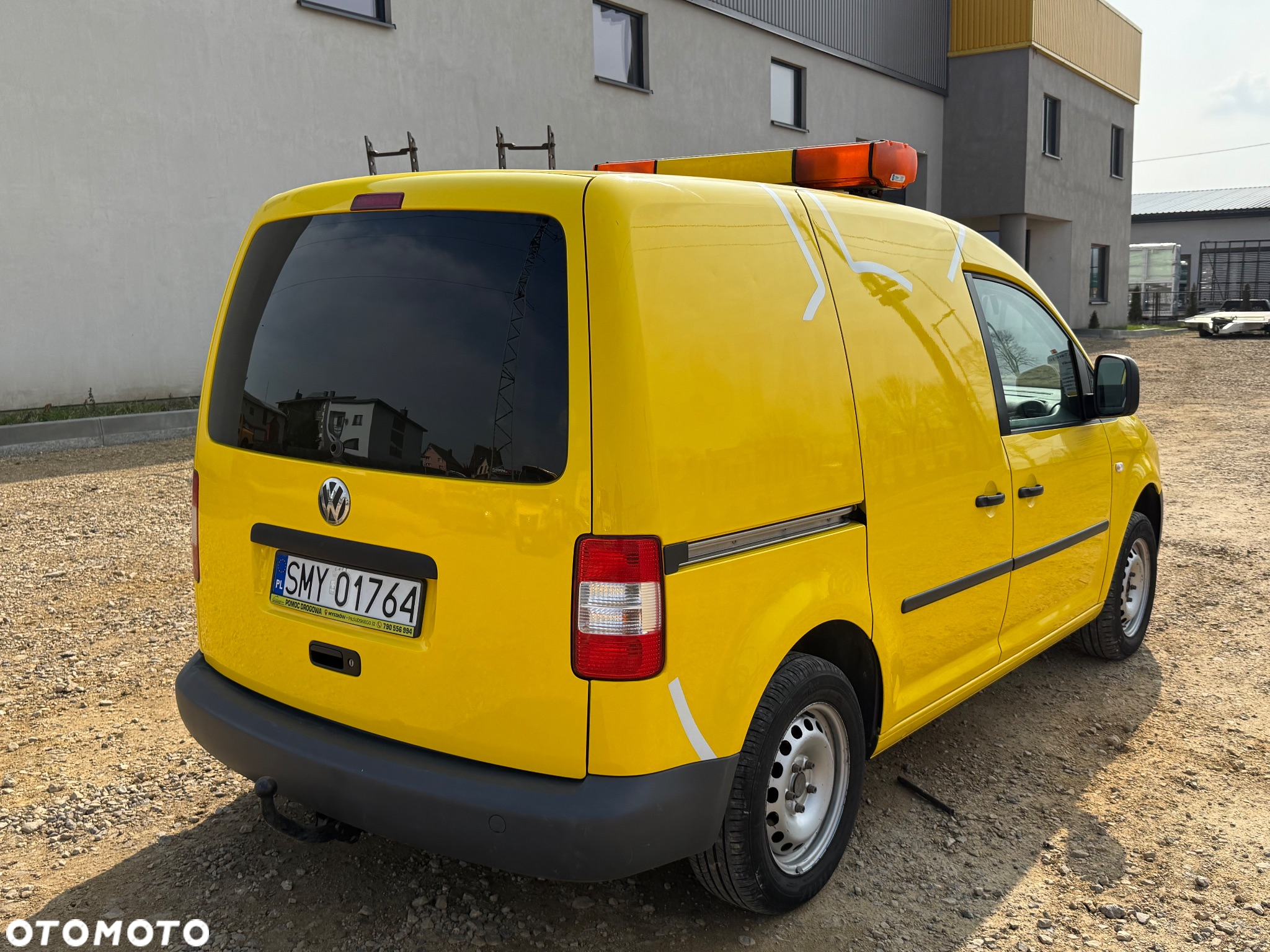 Volkswagen Caddy - 10
