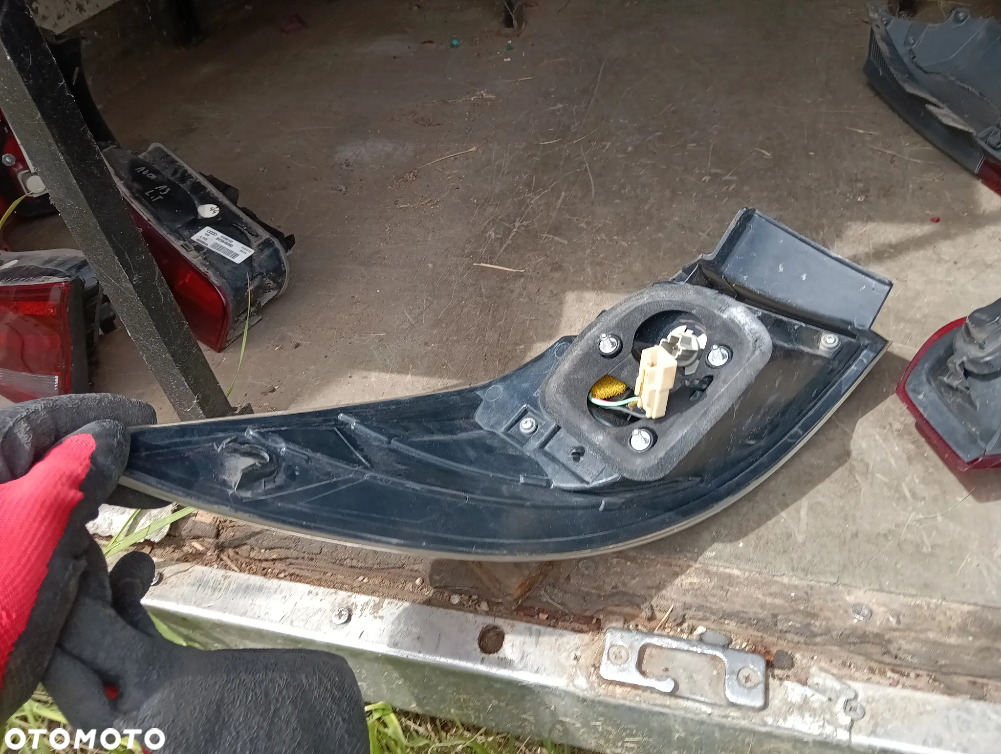 mazda 6 ii lampa tyl prawy tylnia tylna prawa w blotnik europa - 8