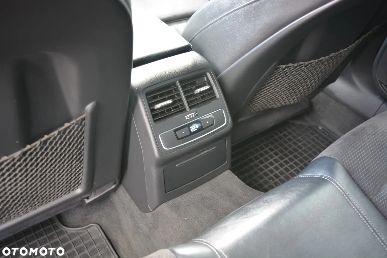 Audi A4 Avant 2.0 TDI DPF clean diesel S line Sportpaket - 28