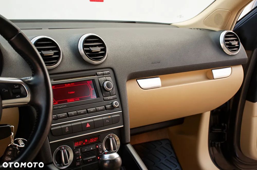 Audi A3 Sportback 1.8 TFSI S tronic Ambiente - 31