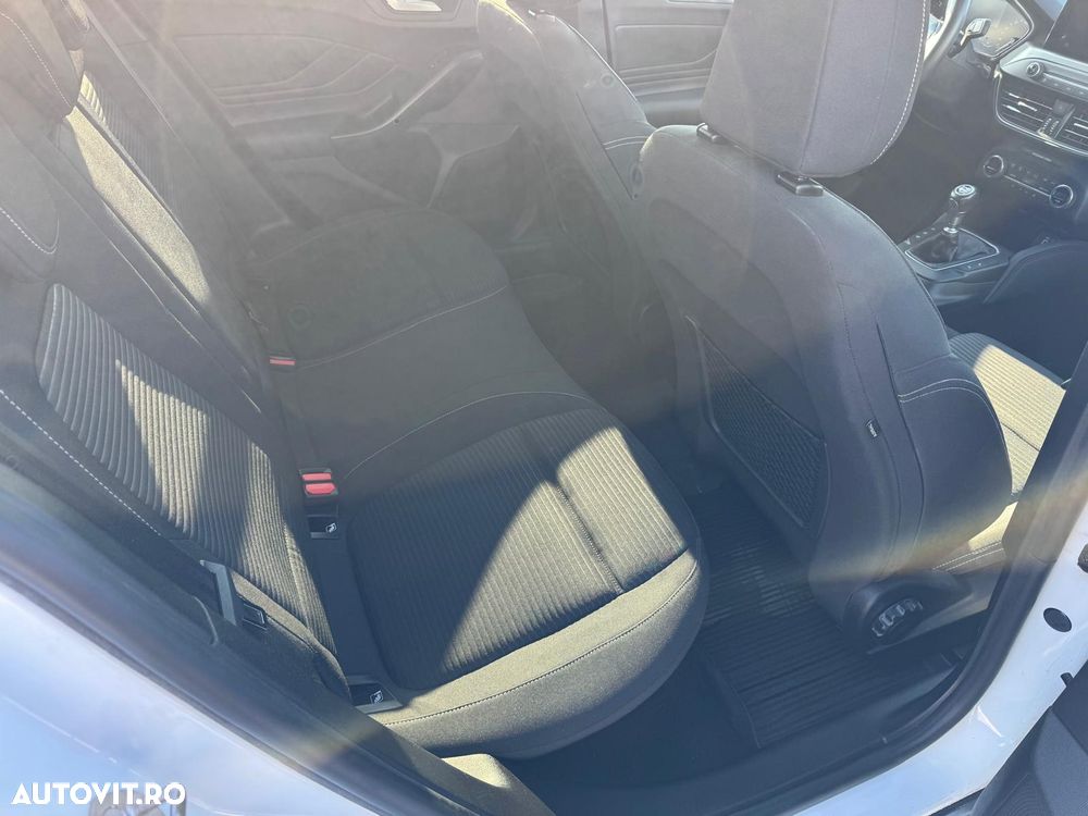 Ford Focus 1.5 EcoBlue Titanium - 14