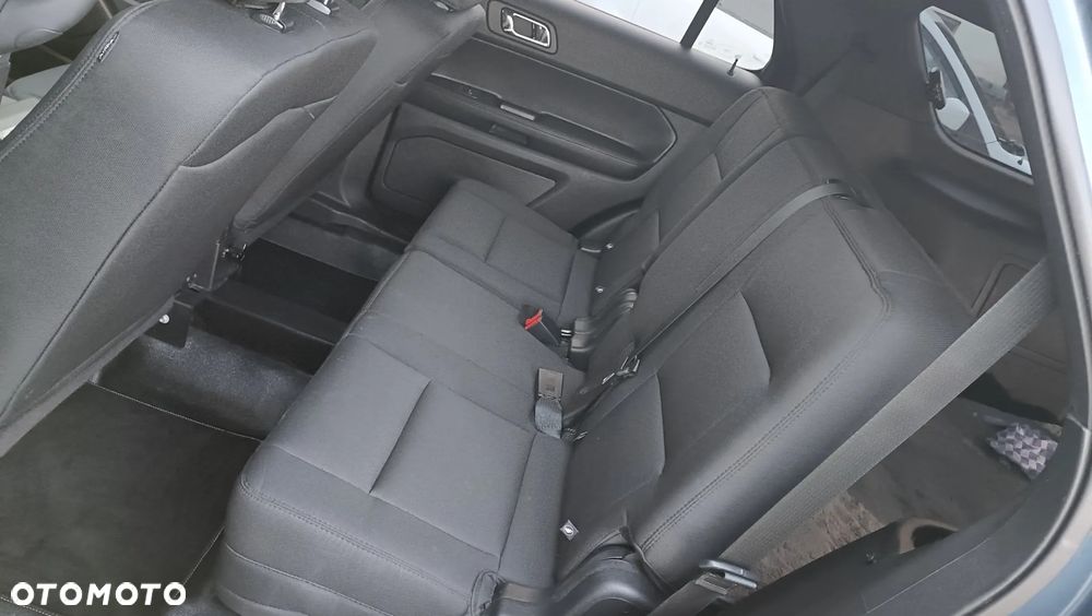 Ford Explorer - 19