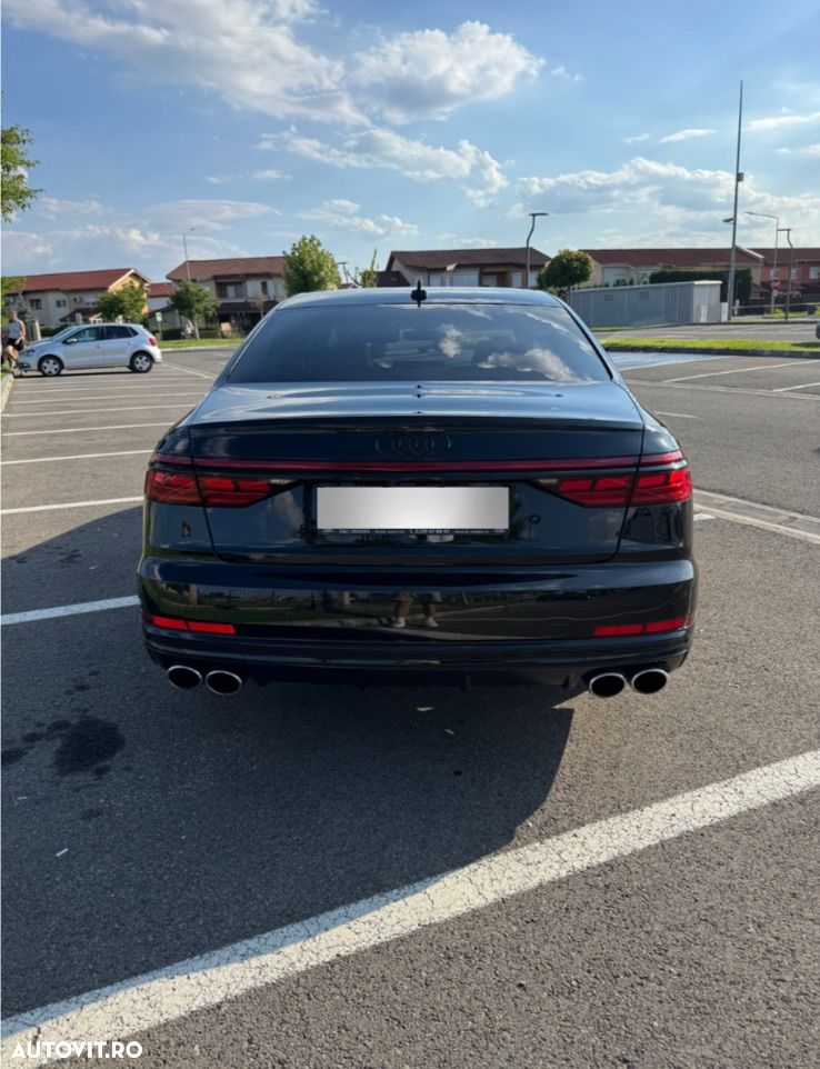 Audi S8 TFSI quattro tiptronic - 5
